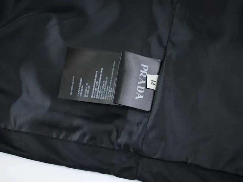 Prada M-XL mdtrW2337 (14)